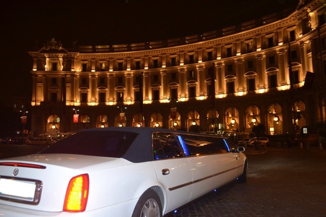 Noleggio Cadillac Limousine a Roma