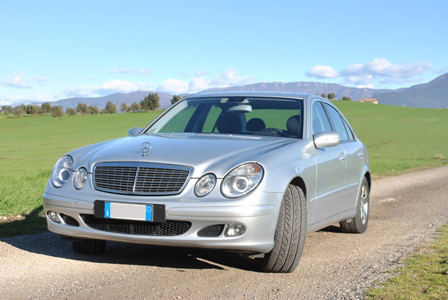 Mercedes E 220