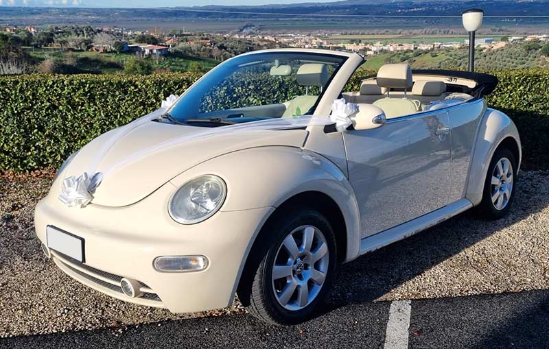 Noleggio Maggiolone New Beetle Cabrio Roma