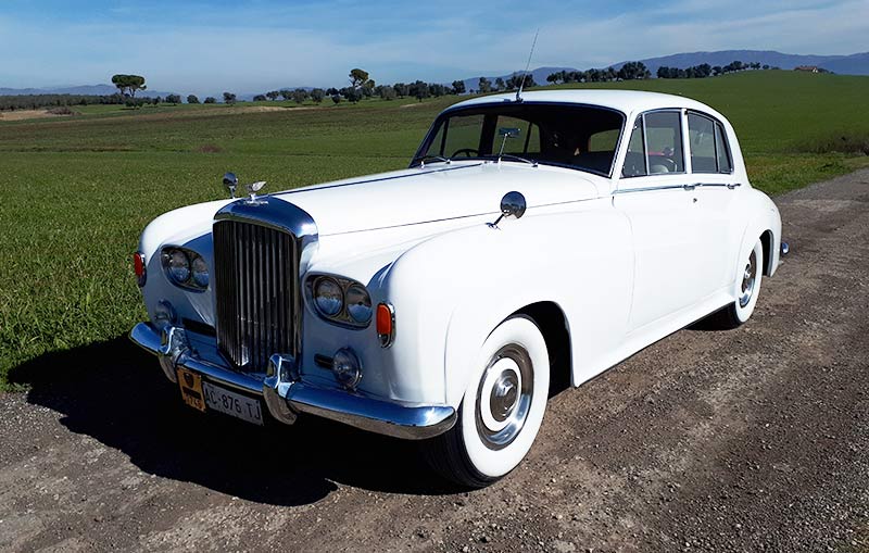 Noleggio Bentley S3 a Roma